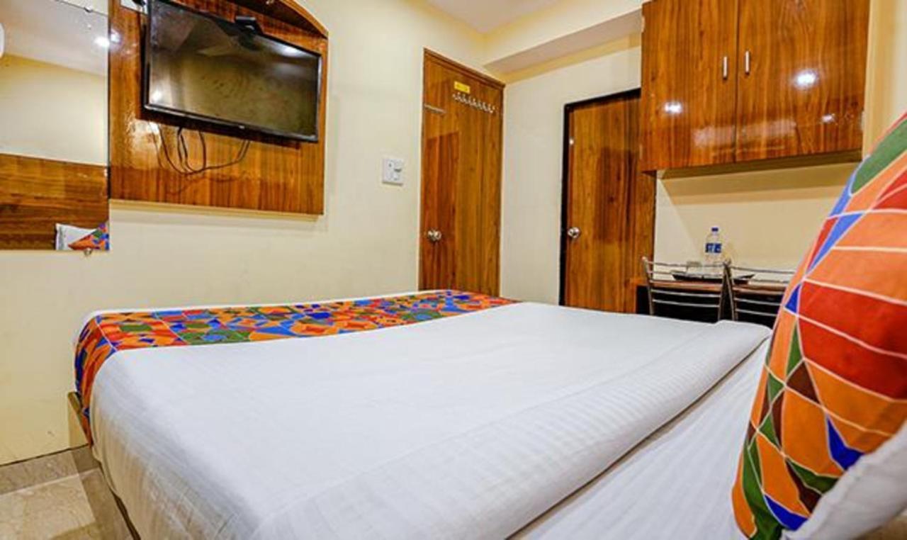 Hotel Fabexpress Royal Park I Bombay Esterno foto